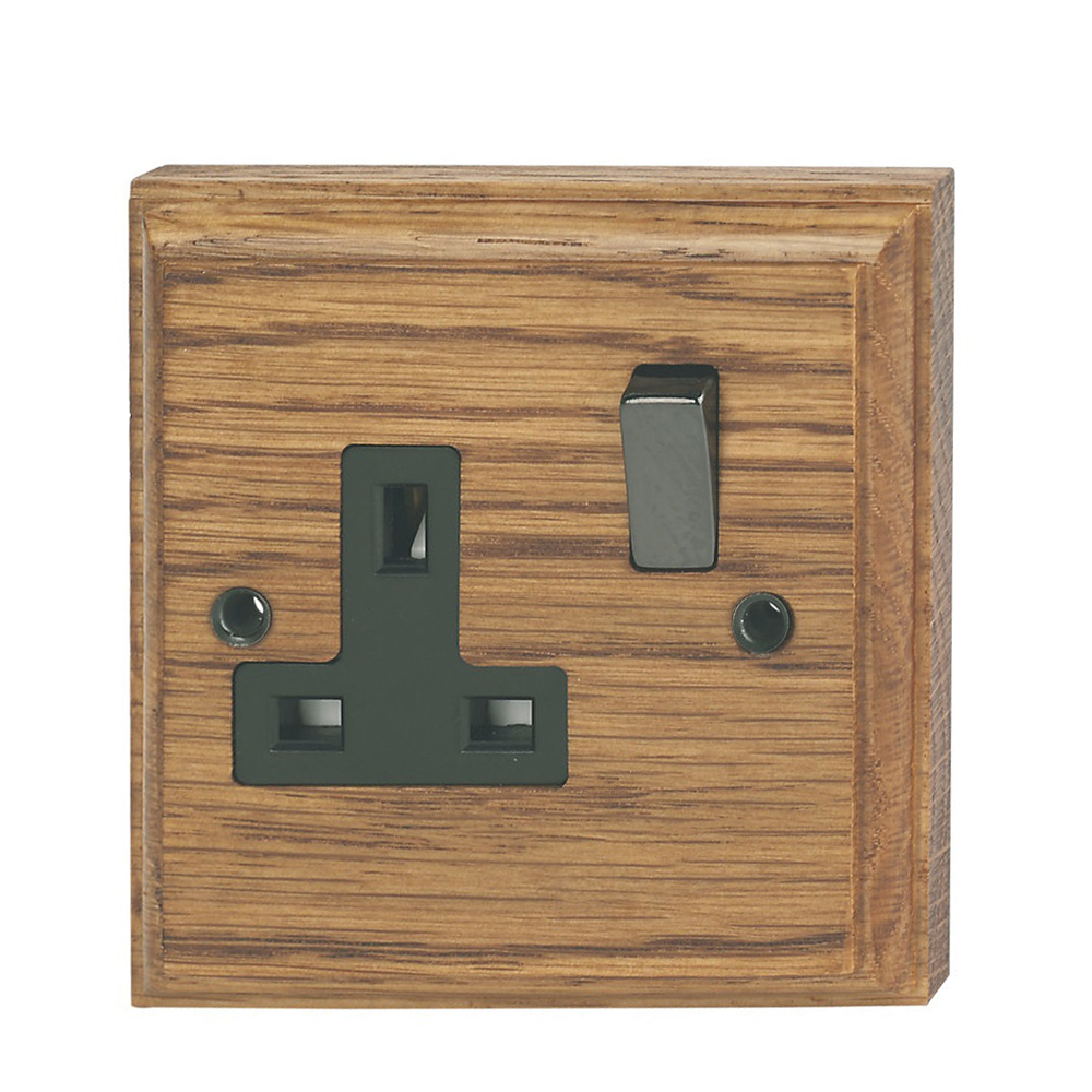 13AMP SOCKET 3X3 OAK WOOD